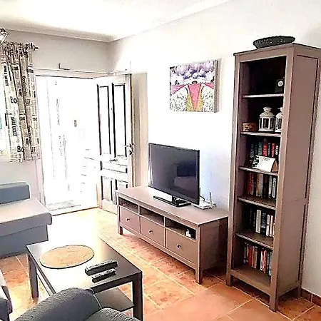 Apartment Ved Strender Og Golfbaner